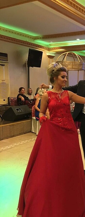 Kırmızı abiye