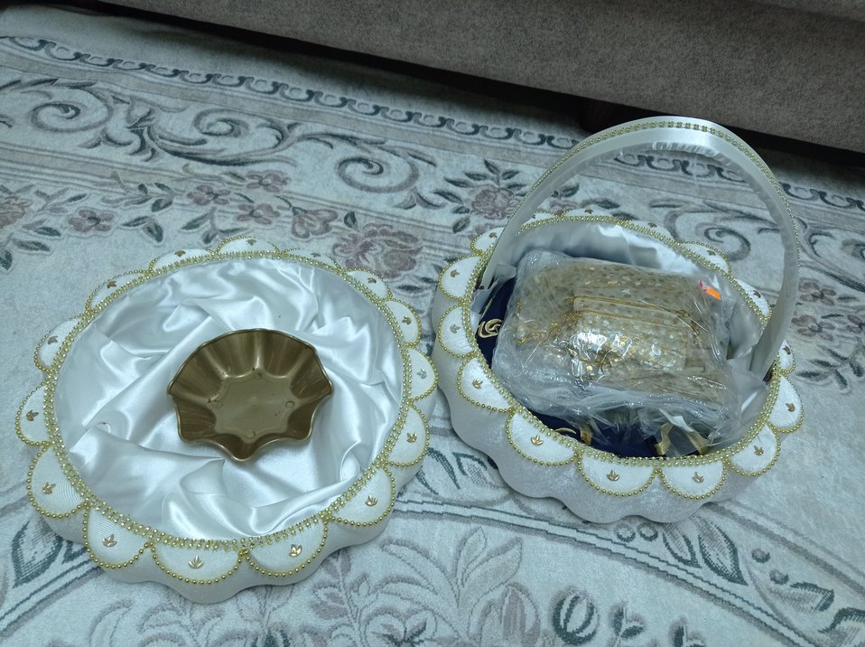 Parlak Beyaz Süslemeli Sepet - Görsel 3