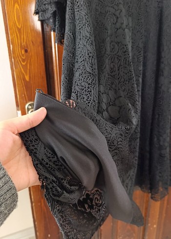 Dantel Detaylı Siyah İspanyol kol elbise - Görsel 11