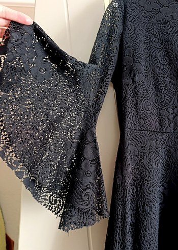 Dantel Detaylı Siyah İspanyol kol elbise - Görsel 7