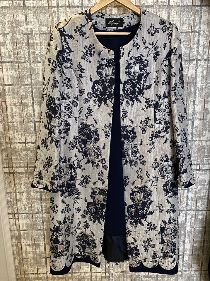 Çiçek Desenli Diz Boyu Takım - Görsel 5