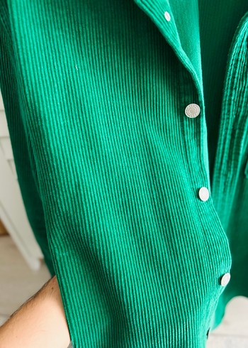 Düğmeli Yeşil unisex Keten Gömlek - Görsel 3