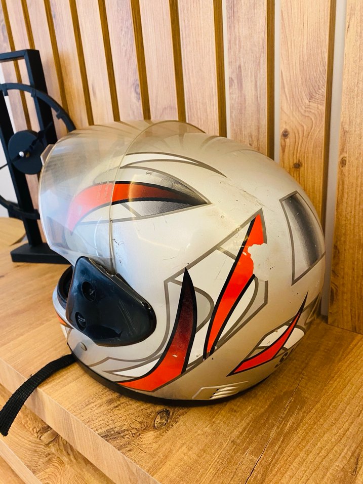 SAFEBET Baskılı Turuncu Gri Metal Motosiklet Kaskı - Görsel 4