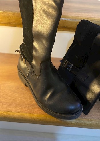 Kadın Siyah Deri Kemerli Çizme - Görsel 4