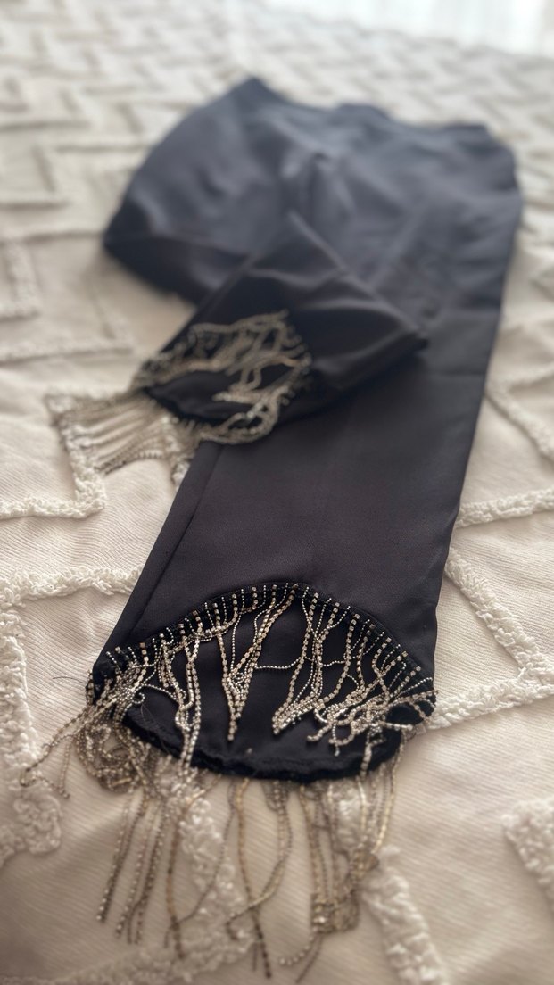 Taş detaylı pantolon - Görsel 3