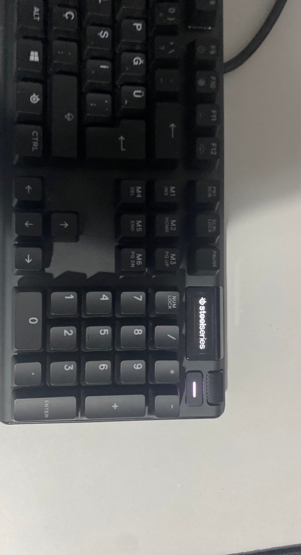 Steelseries Apex7 Red Switch mekanik kablolu klavye - Görsel 2