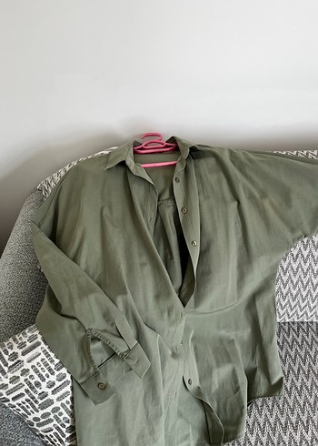 Trendyol & Milla Bigdart Oversize V Yaka Basic Haki Gömlek