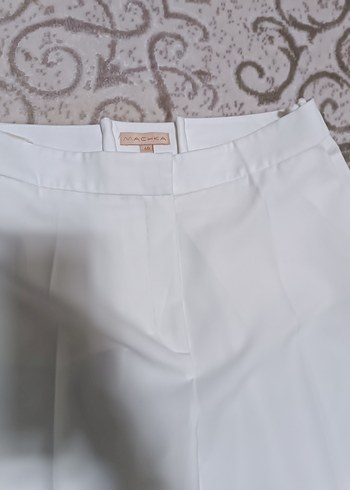 Machka Kadın Beyaz Pilili Kumaş Pantolon