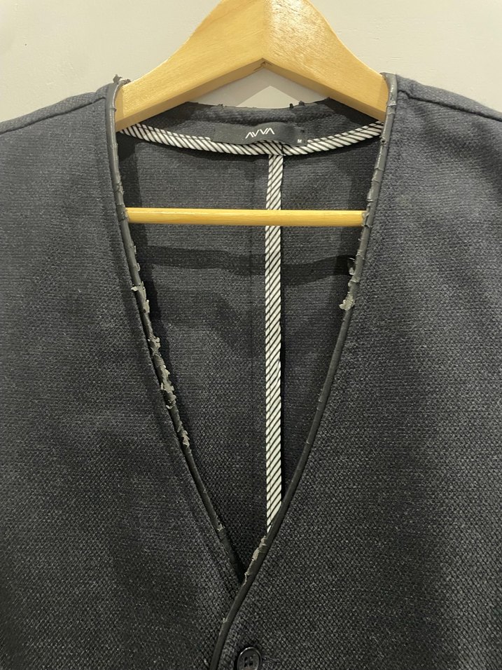 Düğmeli Siyah Erkek Yelek - Görsel 2