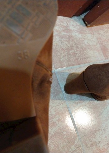 Kadın Kahverengi Süet Dolgu Topuklu Bot - Görsel 6