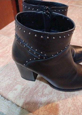 Siyah Deri Kadın Topuklu Bot - Görsel 6