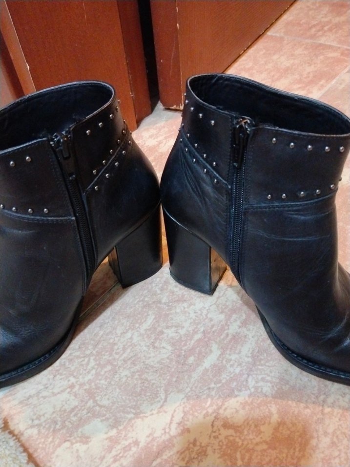 Siyah Deri Kadın Topuklu Bot - Görsel 5