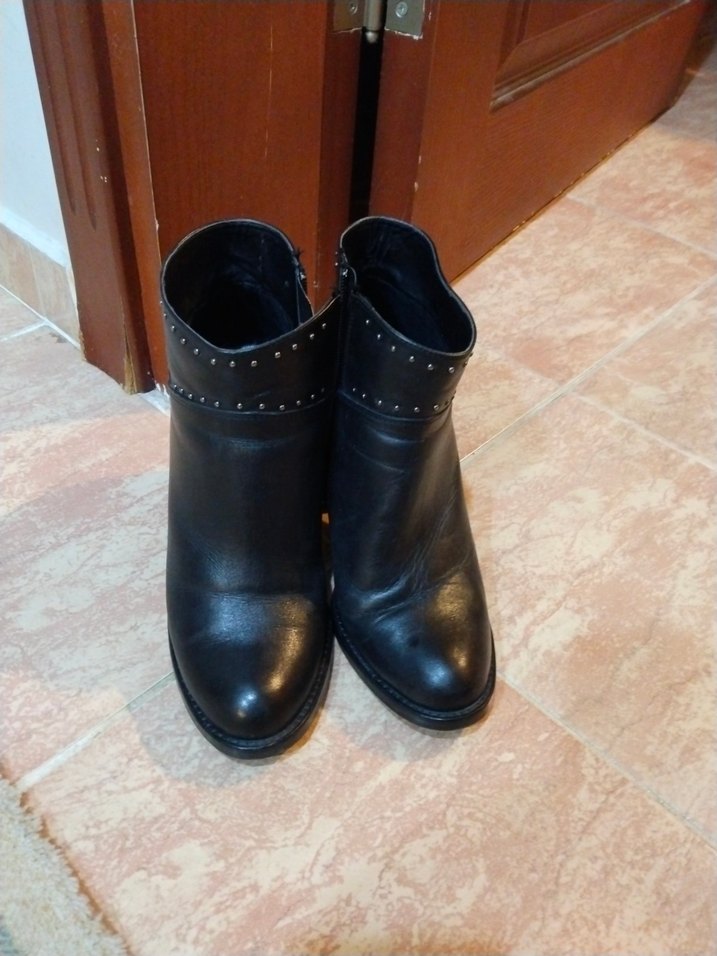 Siyah Deri Kadın Topuklu Bot - Görsel 2