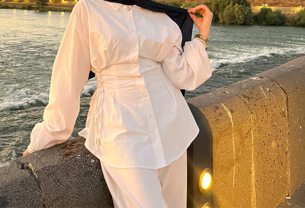 Düğmeli Beyaz Uzun Kollu Keten Gömlek - Görsel 2