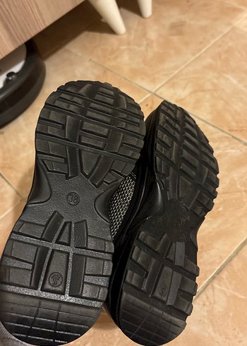 Dantel Detaylı Yılan Desenli Platform Spor Ayakkabı - Görsel 3