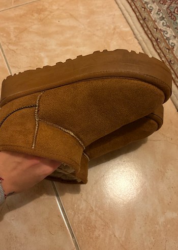 Kahverengi Süet Kürklü Kadın Dolgu Topuk Bot - Görsel 4