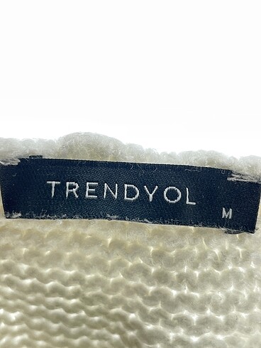 m Beden çeşitli Renk Trendyol & Milla Bluz %70 İndirimli.