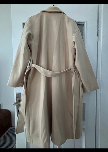 Bej Uzun Kadın Kaban Kemerli Rahat Kesim - Görsel 4