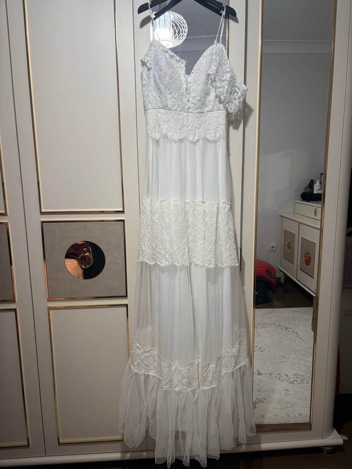 Beyaz Dantelli Bohem Gelinlik - Görsel 2