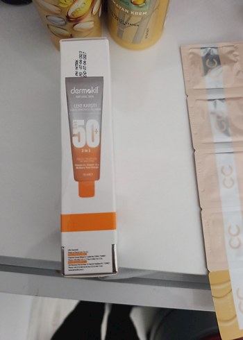 Dermokil Leke Karşıtı Güneş Koruyucu Yüz Kremi SPF 50+ - Görsel 2