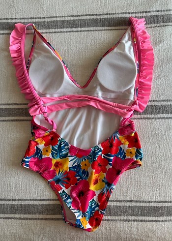 Pembe Çiçekli Fırfırlı Kadın Mayo - Görsel 2