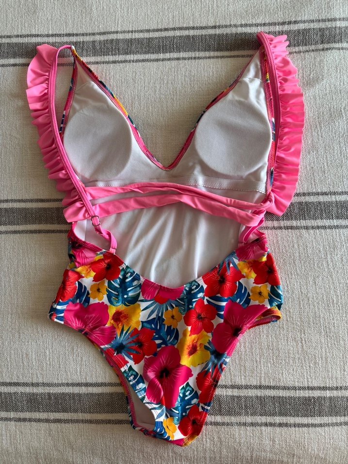 Pembe Çiçekli Fırfırlı Kadın Mayo - Görsel 2