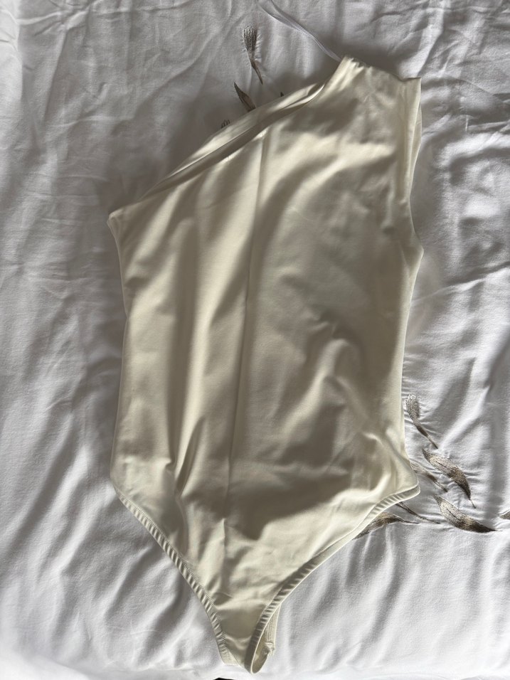 Zara Ekru tek kollu Body - Görsel 5