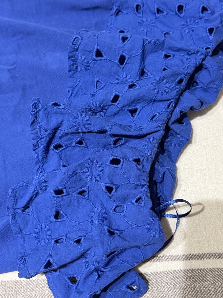 Mango koyu mavi küpür detaylı tek kol tişört - Görsel 2