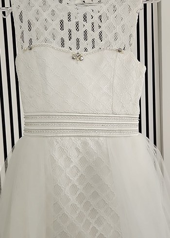 9 Yaş Beden beyaz Renk Uzun Tül Detaylı Mini Beyaz Gelinlik Çocuk