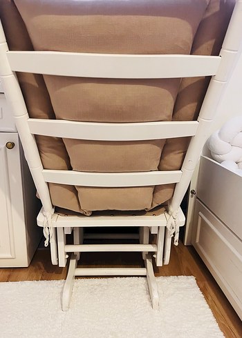 Desensiz sallanan sandalye ve sallanan ayak tabure takım - Görsel 3