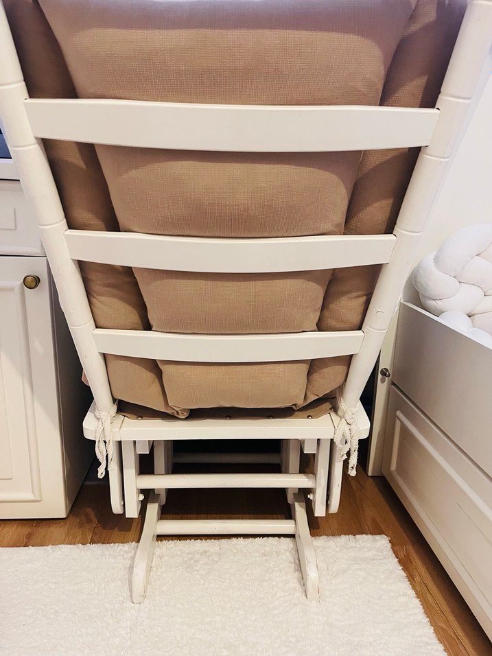 Desensiz sallanan sandalye ve sallanan ayak tabure takım - Görsel 3