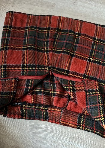 Kırmızı Ekose Pilili Mini Yün Etek - Görsel 5