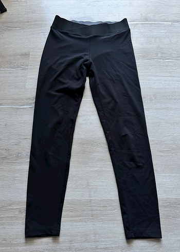 Siyah Kadın Sporcu Taytı - Görsel 2