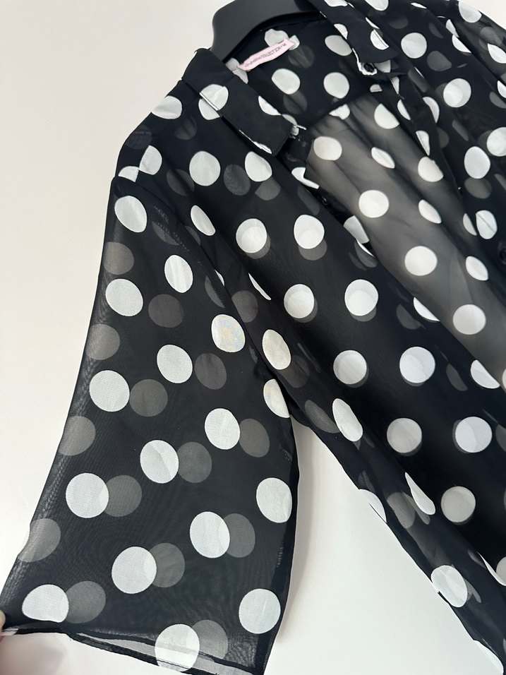 Siyah Beyaz Puantiyeli Kadın Gömlek - Görsel 3