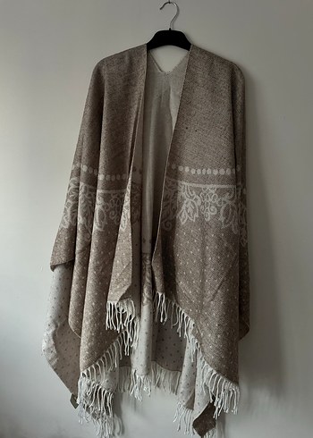Nakışlı Bej Yün Kadın Panço - Görsel 4