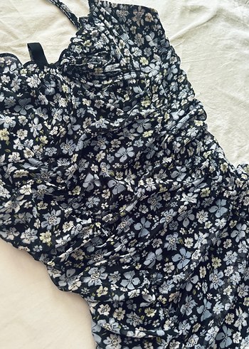 H&M V Yaka Drapeli İnce Askılı Mini Elbise