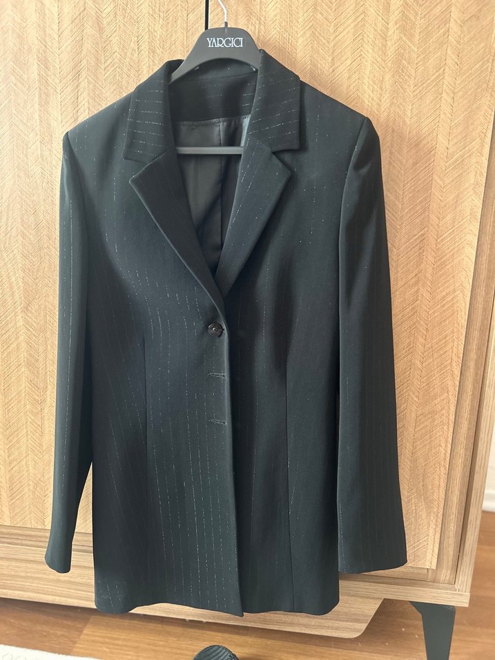 Düğmeli Siyah Kadın Ofis Blazeri - Görsel 2