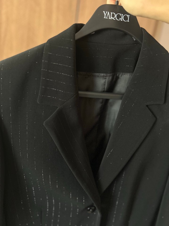 Düğmeli Siyah Kadın Ofis Blazeri - Görsel 4