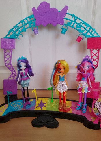 My Little Pony Equestria Girls Rainbow Rocks Sahnesi