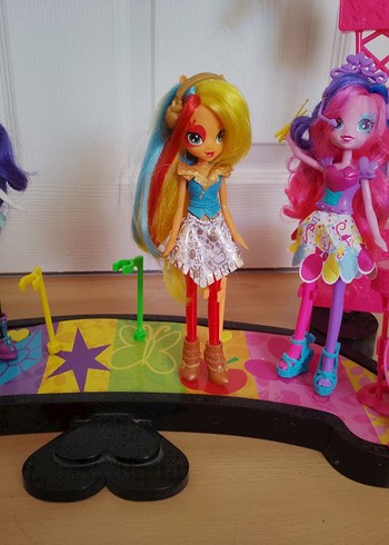 My Little Pony My Little Pony Equestria Girls Rainbow Rocks Sahnesi