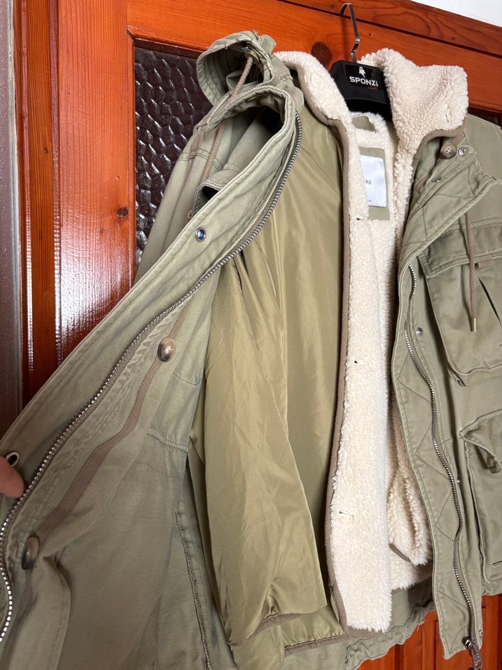 Peluş Detaylı Bej Kamuflaj Kadın Ceket - Görsel 3