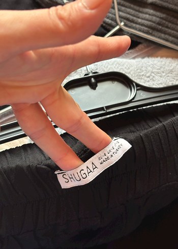 Siyah Uzun Pilili Keten Etek - Görsel 4