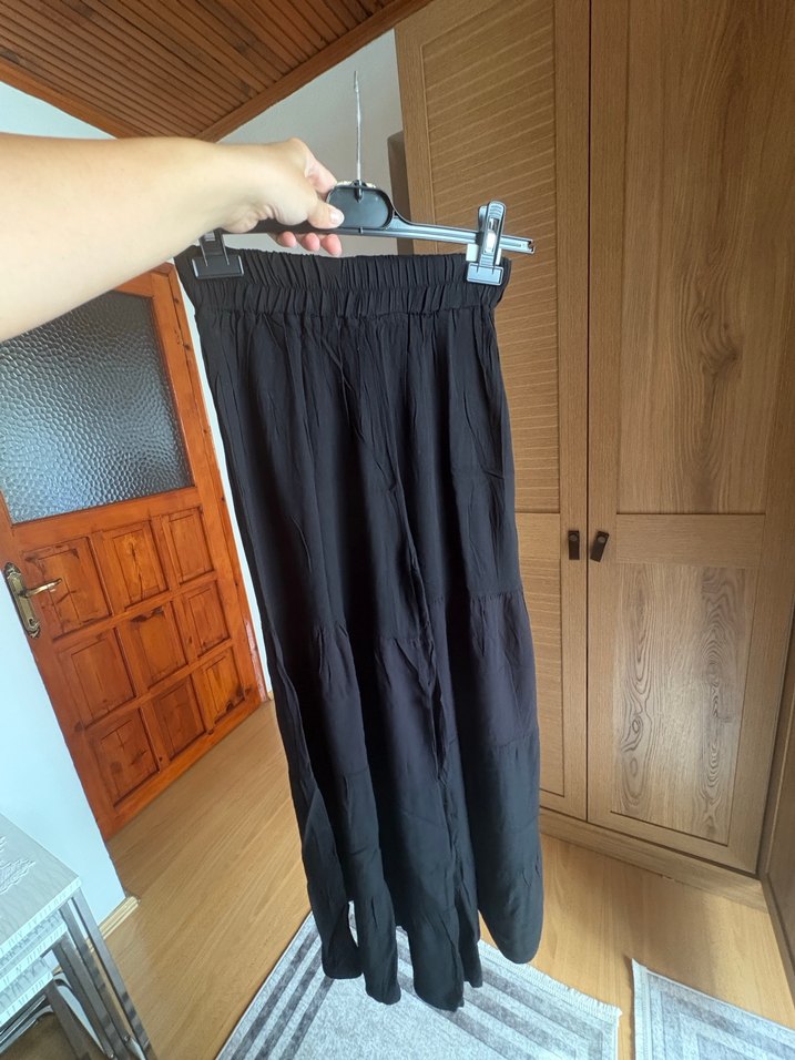 Siyah Uzun Pilili Keten Etek - Görsel 3