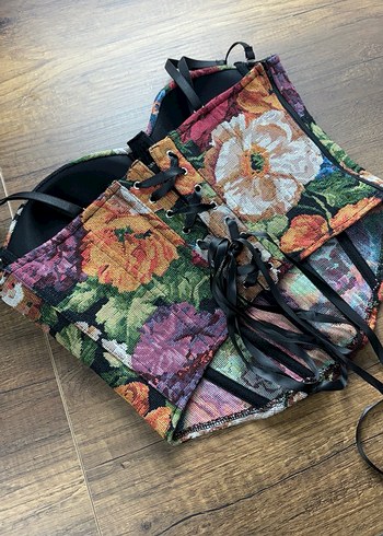 Çiçek Desenli Straplez Mini Bustiyer - Görsel 6