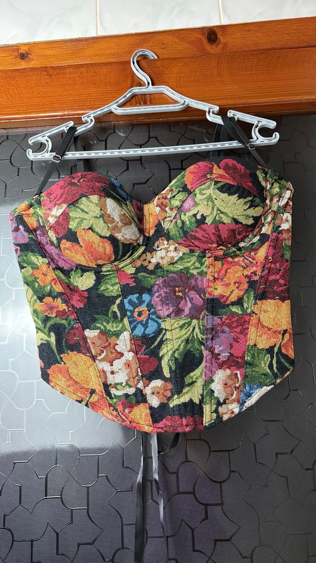 Çiçek Desenli Straplez Mini Bustiyer - Görsel 2