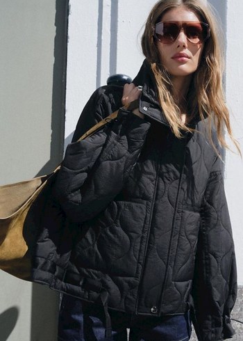 Zara Kapitone Siyah Ceket