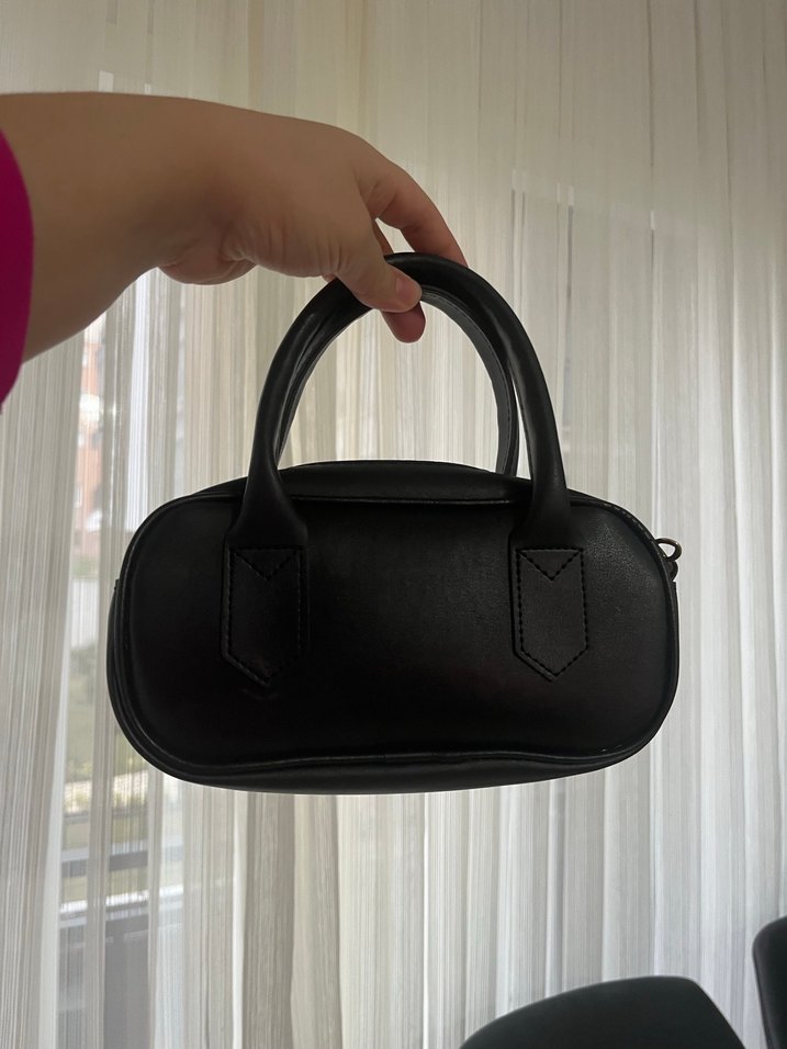 Miu Miu Siyah Deri Kadın Çanta - Görsel 2