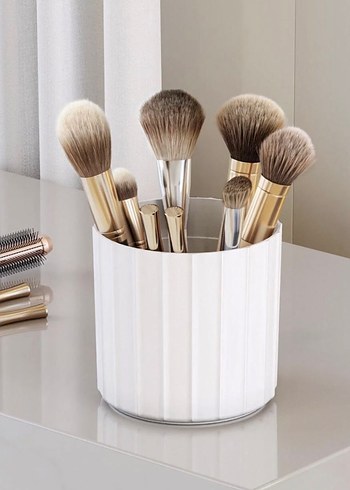 Beyaz Makyaj Fırçası Organizeri - Görsel 2