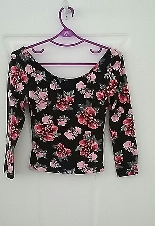 Siyah Çiçekli Body
