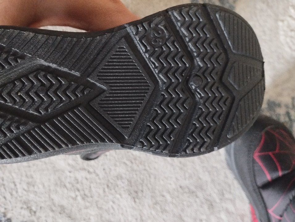 Çocuk Örümcek Adam Desenli Kırmızı Bot - Görsel 4